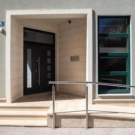 Maris Lux Apartamento *